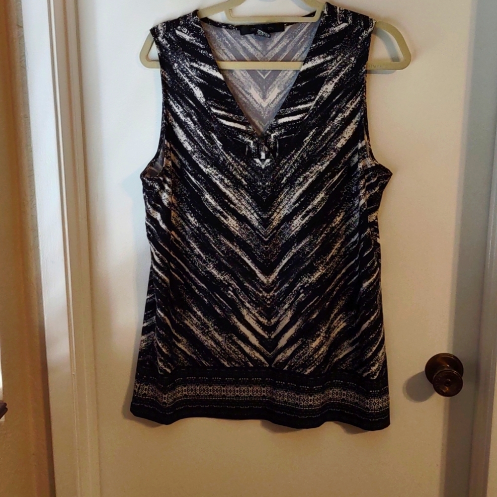 89th& Madison large sleeveless blouse